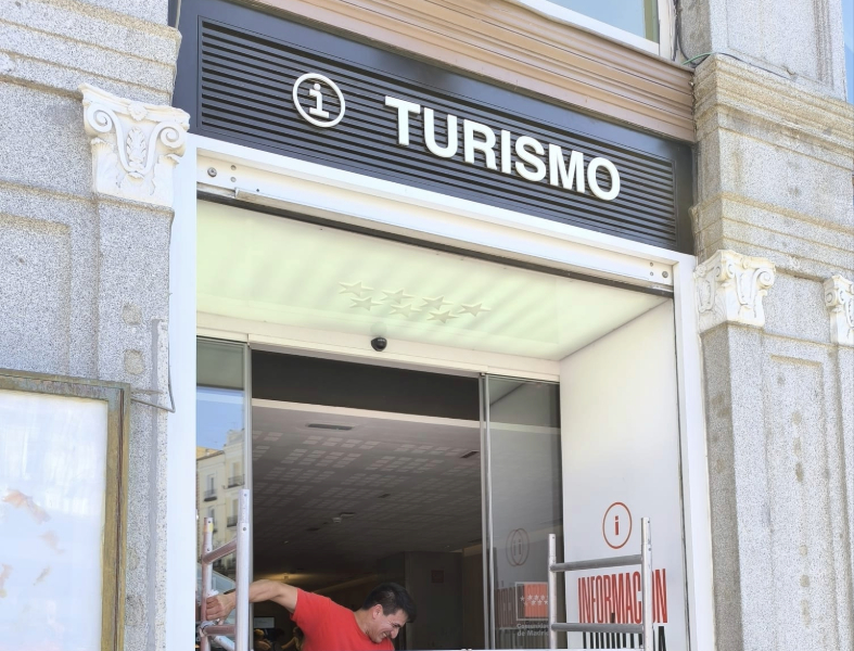 señalizacion-puerta-de-turismo